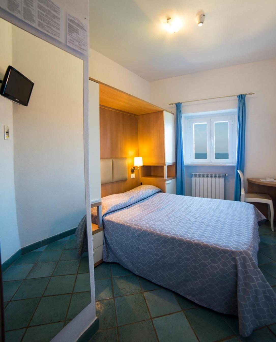 Hotel Saraceno Giglio Porto Pokoj fotografie